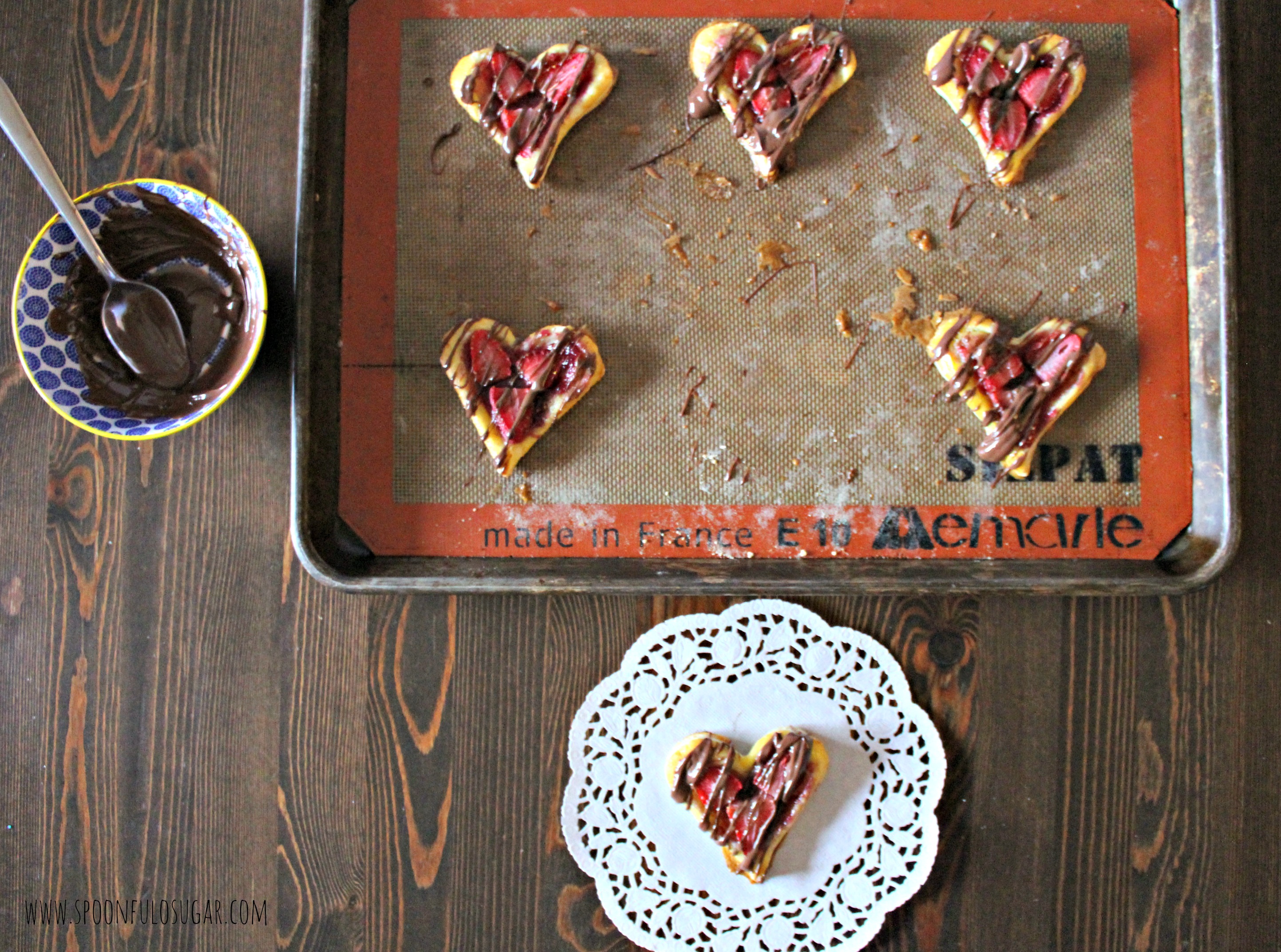 Strawberry Nutella Puff Pastry Hearts | Spoonful of Sugar