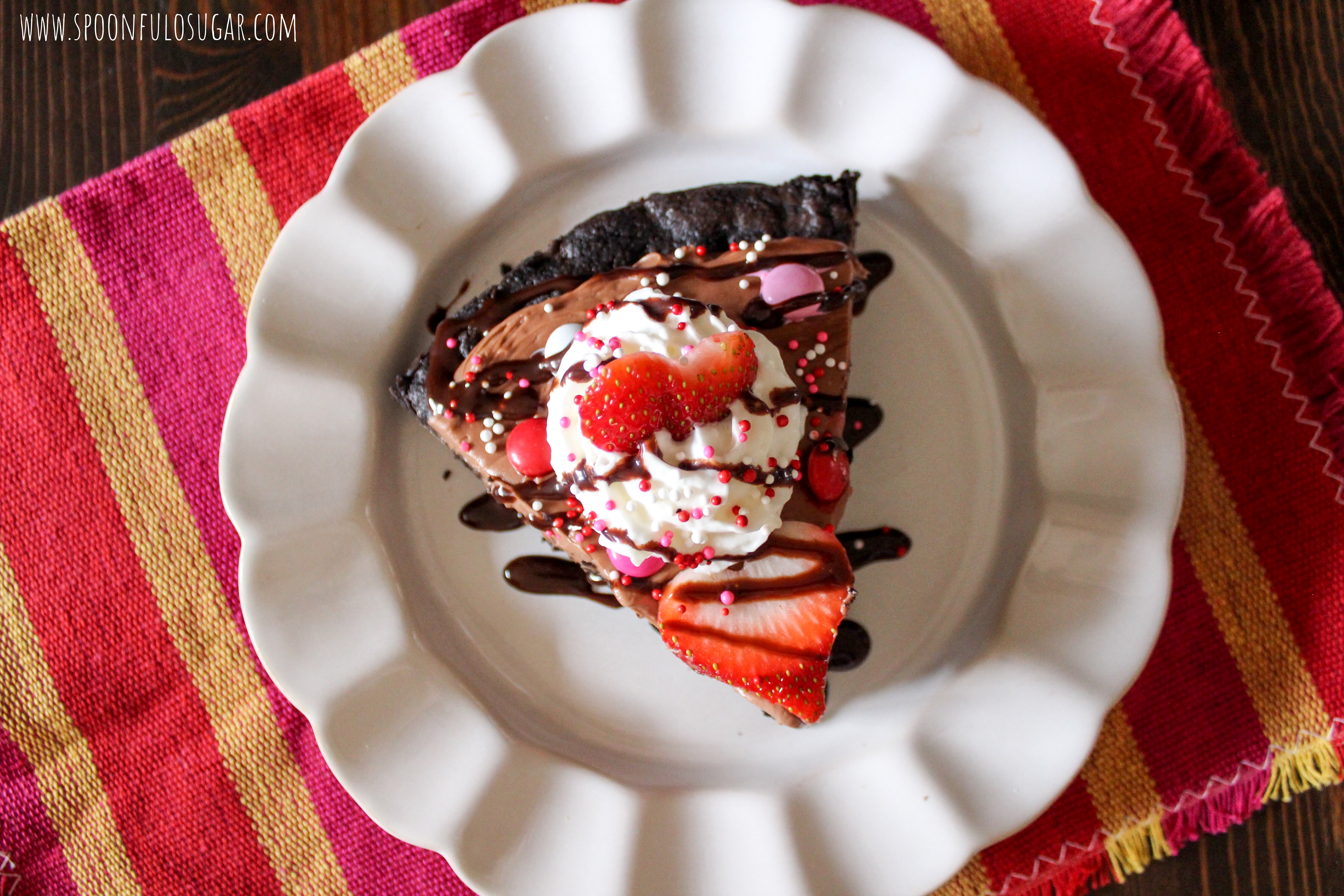 Brownie Dessert Pizza | Spoonful of Sugar